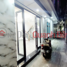 Newly built house for sale on Cho Hang street, 4 floors, 4 bedrooms PRICE 2.35 billion right at Bot Tron intersection _0