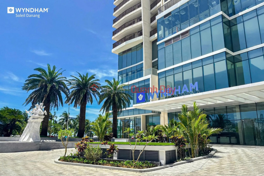 Secure a direct My Khe Beach-facing Wyndham Soleil apartment for 2.6 billion VND; take possession upon 70% payment—fully furnished., Vietnam, Sales đ 3.59 Billion