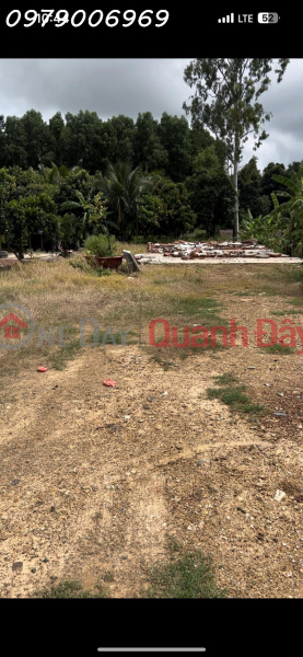 The owner needs money urgently selling plot of land 2 front street DT 795 Sales Listings