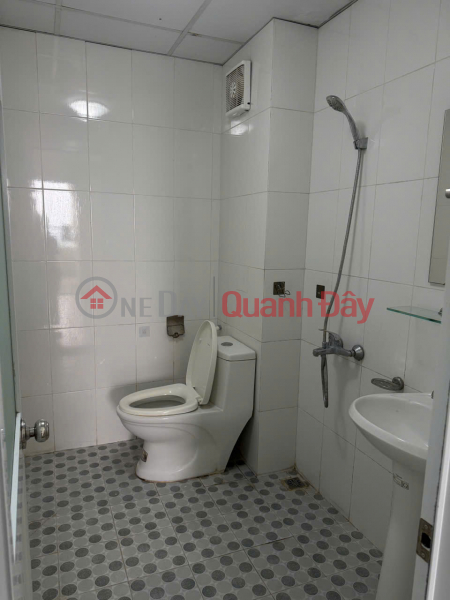đ 4.55 Billion, OWNER NEEDS TO SELL apartment CT2A - Thach Ban Military Apartment Building, Long Bien - Price just over 4 billion VND
