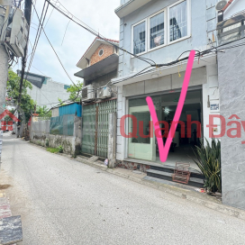 House for sale on lane 405 Ngoc Thuy, 31m x 3 floors, car accessible, small business, only 5 billion 1, negotiable. Contact 0936123469 _0
