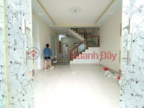 Bán nhà Khúc Thừa Dụ - Lê Chân, DT 57m 3 tầng, ngõ nông, cực thoáng, GIÁ 2.6 tỉ _0