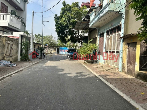 Land for sale in Kieu Ky. 70m2 * frontage 4.5m * 4.2 billion. 7-seat car, full residential land. _0