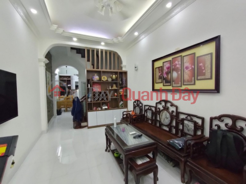 Hoang Van Thai Thanh Xuan house for sale 55m 4 floors with car parking lot, beautiful house right at the corner 7 billion contact 0817606560 _0