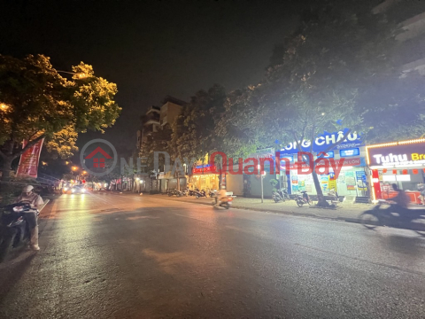 House for sale C4, Truong Lam street frontage, 36m x 6m, wide sidewalk, business only slightly over 11 billion, negotiable. Contact 0936123469 _0