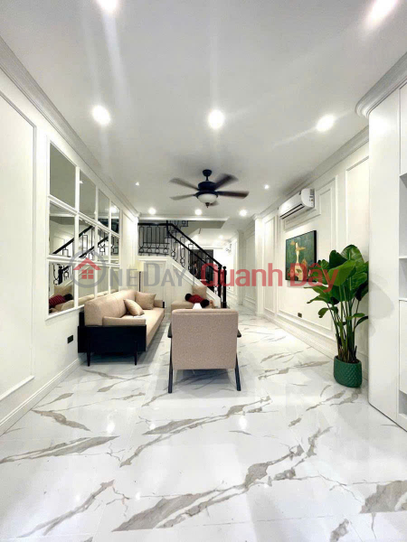 GẤP!8TY CÓ THANG MÁY+OTO+CHÂN GA METRO TẠI NGỌA LONG,CẦU DIỄN,DT:40Mx5T Niêm yết bán