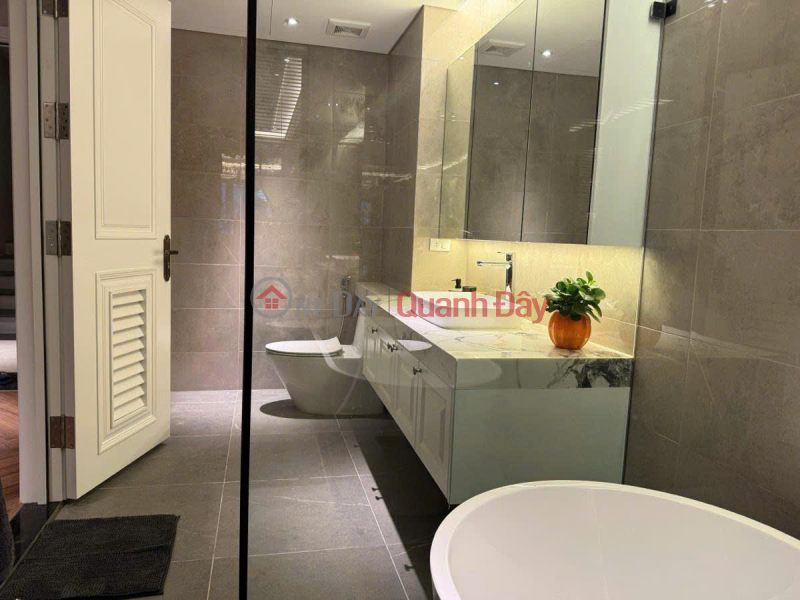 House for sale on Xa Dan street for business - 60m corner lot price 25.5 billion, Vietnam | Sales | đ 25.5 Billion