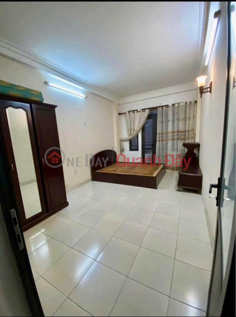 Whole house for rent in lane 254 Minh Khai, 35m2x4 floors, 2 bedrooms with private bathroom, 8.5 million\/month _0