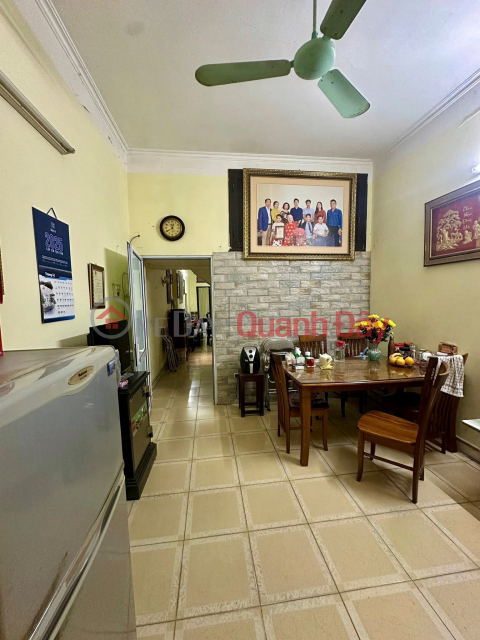 House for sale on Hang Can street, 75m2, 3 floors, 4.7m wide frontage, 52.5 billion VND, excellent for business. _0