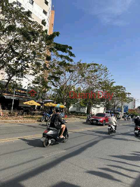 Nhà 3 Tầng MẶT TIỀN ĐƯỜNG - DT: 4x25,5= 102m² , Bình Tân Giáp Tân Phú _0