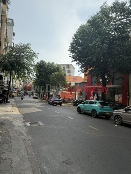 đ 9 Billion, **House for sale on Hoang Van Thu street, ward 4, Tan Binh (4*13.5) 3 floors only 9 billion