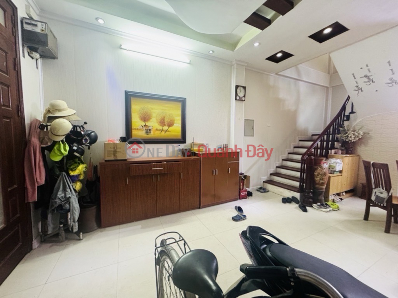 Property Search Vietnam | OneDay | Residential | Sales Listings BEAUTIFUL HOUSE FOR TET - AIRY AND SMOOTH ALLEY - 6 FLOORS WITH FULL FUNCTION - ELEVATOR WAITING AREA.