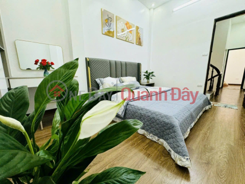 NHÀ ĐẸP 4 TẦNG TRUNG TÂM NGÃ TƯ SỞ 5M RA ÔTÔ RA PHỐ DT:40M2 4 TẦNG 3 NGỦ MT:4M GIÁ:4.98 TỶ _0