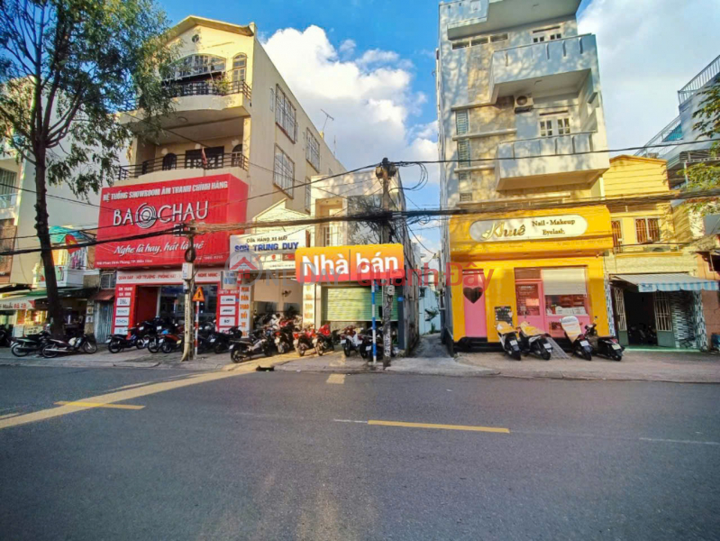 Property Search Vietnam | OneDay | Residential Sales Listings House for sale on Phan Dinh Phung Street, near Thanh intersection, beautiful corner unit, only 8.5 billion