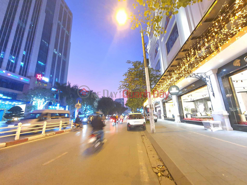 CAT LINH - EXTREMELY GOOD BUSINESS TOWNHOUSE - 4 FLOORS - 10.5 BILLION Sales Listings