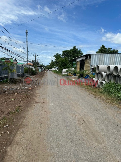 OWNER NEEDS TO SELL LAND WITH FRONTAGE ON ASPHALT ROAD – 7M WIDE, Binh Xuan Commune, Go Cong Town _0