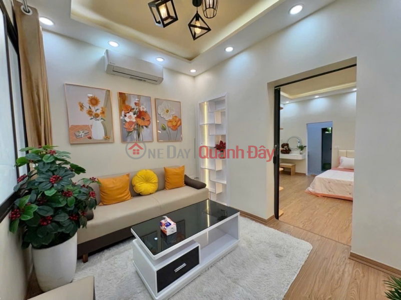 CHUA LANG COLLEGE, AREA 100M2, PRICE 4.5 BILLION, CARS PARKING AT THE BUILDING, CORNER LOT, 3 OPEN SIDES, THROUGH ALLEY Sales Listings