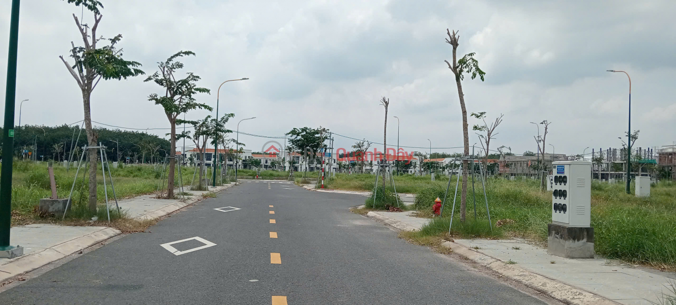 Land for sale with 20 meter wide Asphalt Road Frontage in Ben Don, Hoa Loi, Ben Cat, Binh Duong, Cheap Price. Sales Listings