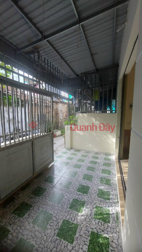 Selling a 2-storey house in Tran Huy Lieu alley, big alley. _0
