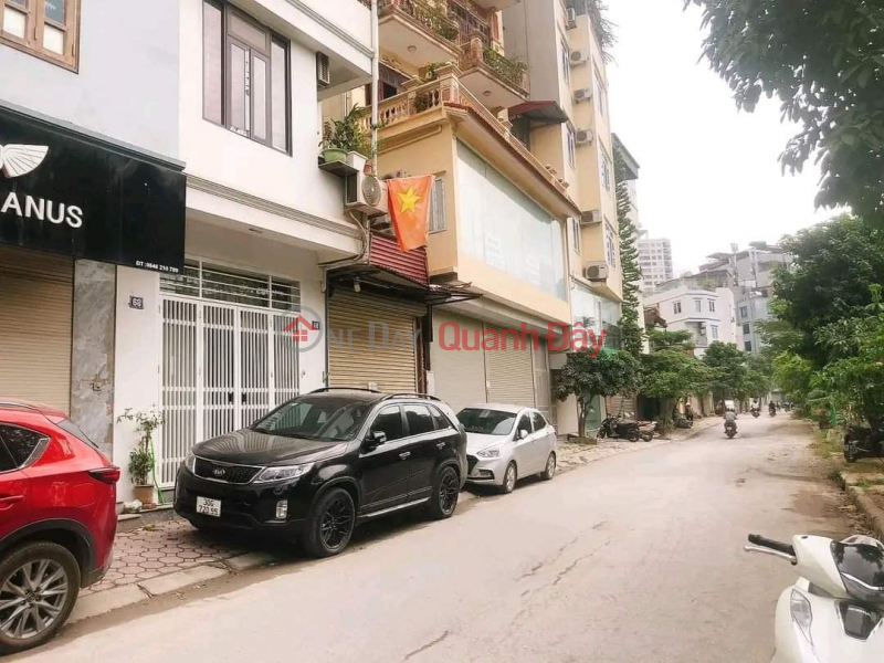 Dong Tac Townhouse for Sale, Dong Da District. 51m Frontage 6.2m Approximately 14 Billion. Commitment to Real Photos Accurate Description. Owner Wants Sales Listings