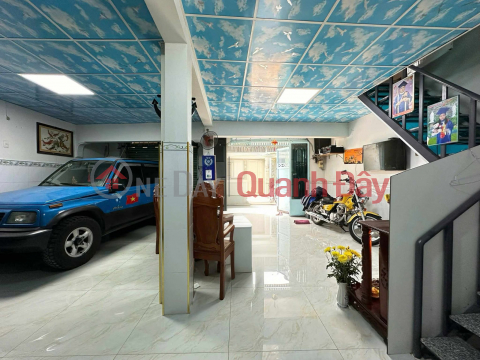 House for sale in No Trang Long, 7m wide, car can sleep inside, only a little over 6 billion _0