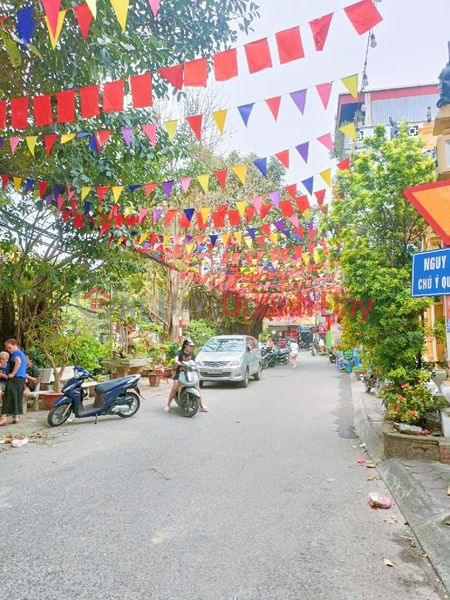 Bán nhà Vĩnh Hưng 42m 4 tầng dân xây lô góc tuyệt đẹp Niêm yết bán