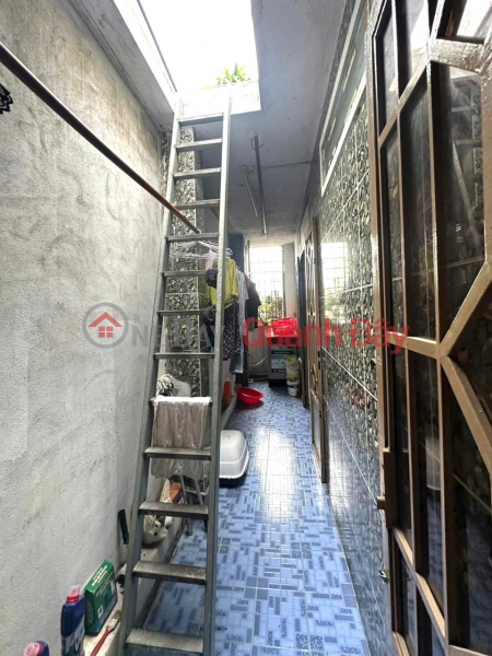 House for urgent sale, Linh Dong, Thu Duc, usable area 80m2, close to the street front, land use right certificate, price only 2.8 billion | Vietnam | Sales, đ 2.6 Billion