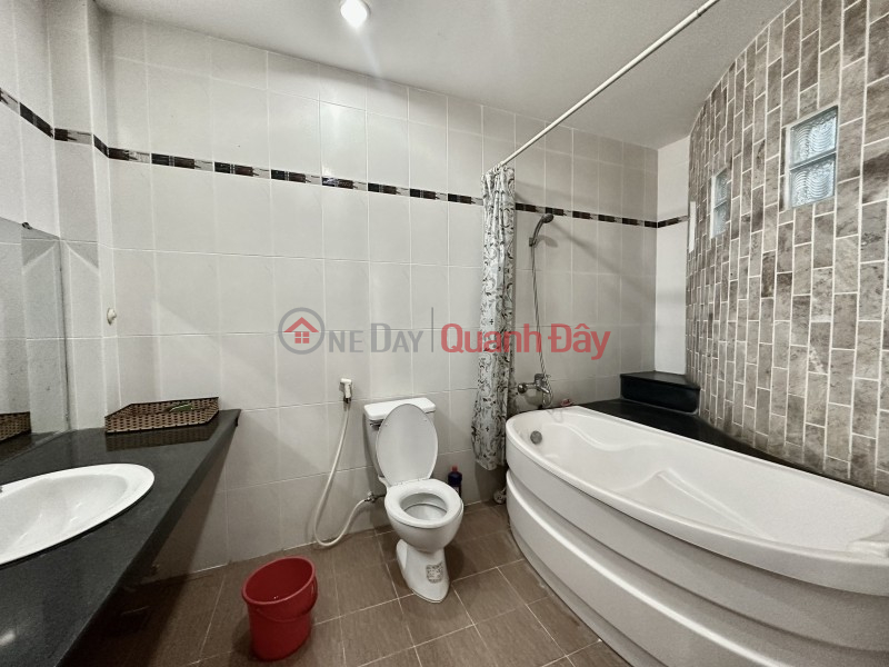 đ 8.6 Billion | House for sale on Le Quang Dinh - Car alley 7c - (6.5 x 11)m - 3 floors