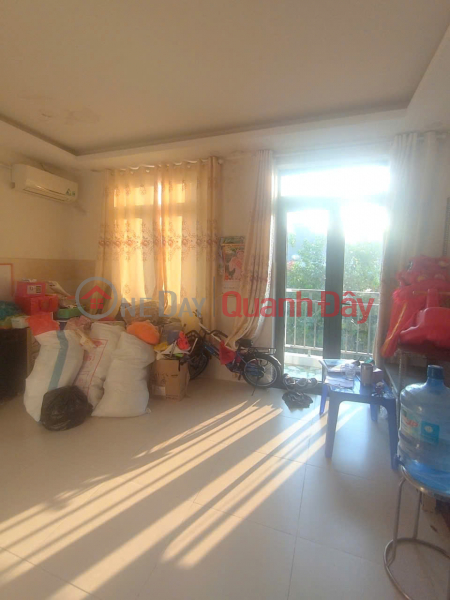 đ 1.8 Billion SMALL AND PRETTY HOUSE, LINH Xuan, Thu Duc, Usable area 38m2, 2 floors, Private pink book, only over 1 billion.