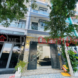 HIGH-CLASS RESIDENTIAL HOUSE - 4 FLOORS, CAR-ACCESSIBLE ALLEY - NEAR PHU MY HUNG, OVER 6 BILLION VND _0