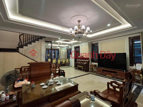 Selling villa of Southwest Linh Dam 200m2, 4-storey house, 10m frontage, golden business location _0