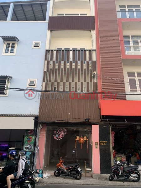 Property Search Vietnam | OneDay | Residential, Rental Listings, 4-FLOOR HOUSE ON PHAM PHU THU MT, 3 BEDROOM, ONLY 21.8 MILLION