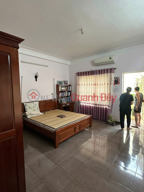bán nhà góc thoáng khu đô thị trần hưng đạo, diện tích cực rộng gần 100m2 mà giá cực êm. _0