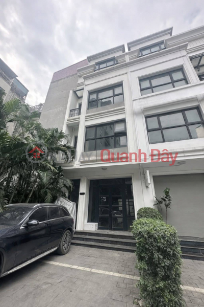BIỆT THỰ LIỀN KỀ VINHOMES GARDENIA – HÀM NGHI
113M2, 5 TẦNG, KINH DOANH -VỈA HÈ RỘNG Niêm yết bán