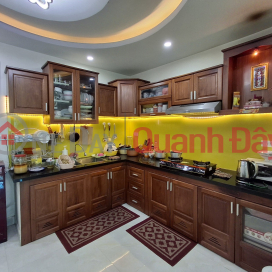 BEAUTIFUL 3-STOREY HOUSE – HAI CHAU CENTER – MOVE IN NOW, CAR WILL GO TO YOUR DOOR! _0