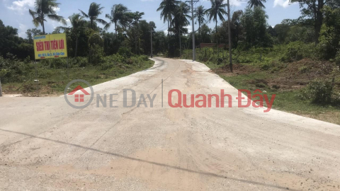 Own a Beautiful Land Lot, Prime Location In Phu Quoc City - Kien Giang _0