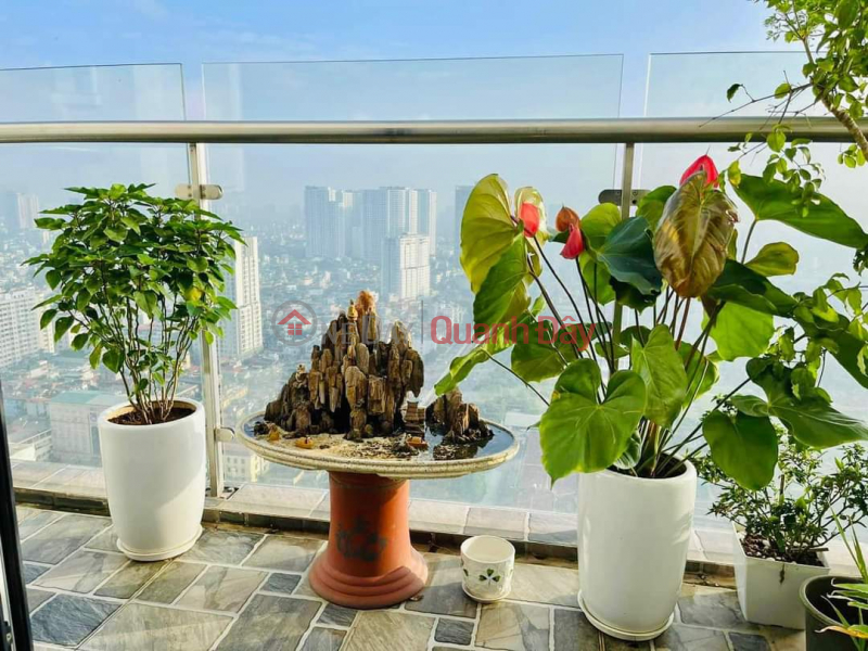 đ 7,5 tỷ | Chung cư gần Royal City Nguyễn Trãi, Thanh Xuân, 142m, 3 ngủ 3 ban công, full nội thất tiền tỷ.