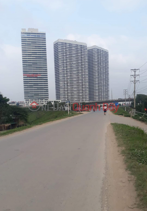 Vinh Ngoc, open alley, 20m away from the car, opposite the 108-storey building. Area: 50m, price 3.2 billion _0