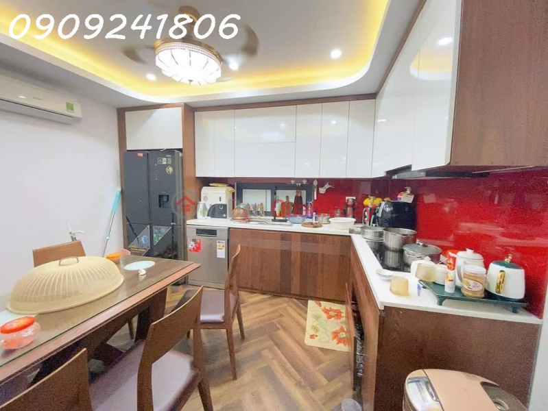 Property Search Vietnam | OneDay | Residential Sales Listings | NEAR THE STREET, NEAR CAR - BEAUTIFUL HOUSE TO LIVE NOW. Tran Cung - Hoang Quoc Viet 5 floors, mt 3.85m, 4.55 billion Cau Giay