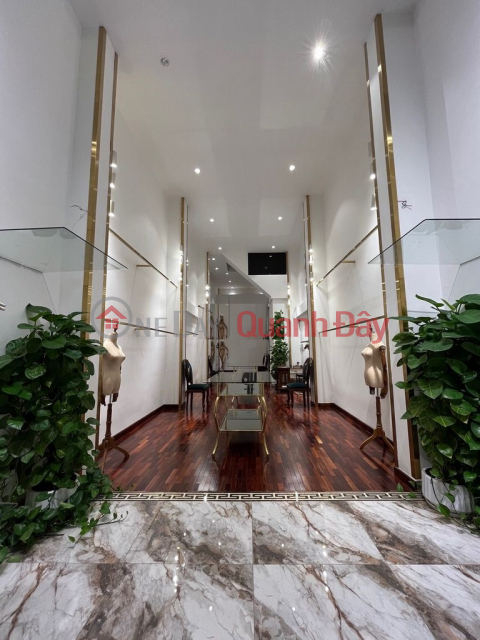 2-storey house on Le Thi Rieng, 4x17m, full new furniture _0