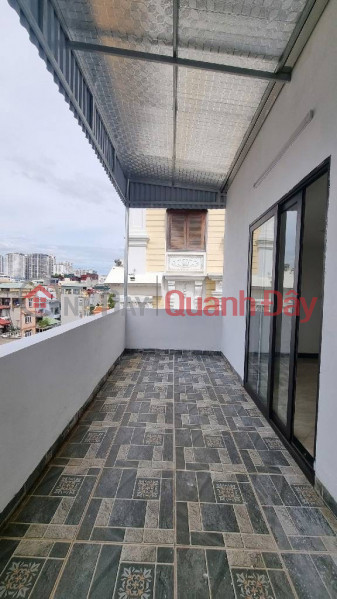 đ 21 Billion HOANG QUOC VIET 51M x6 FLOORS ELEVATOR - 21 BILLION, CAR PARKING AWAY, ALLEY FOR BUSINESS