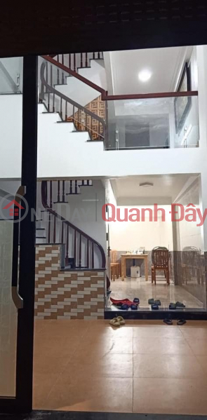 Property Search Vietnam | OneDay | Nhà ở, Niêm yết bán | CHỈ CÓ 1 CĂN DUY NHẤT - LAI XÁ, Hoài Đức, Hà Nội - 40m2, 5T hơn 4 tỷ.
Diện tích 40m2 x 5 tầng,