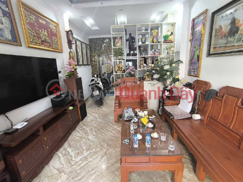 Only a little over 10 billion! 38m x 7-storey house with elevator garage in Khai Son, Ngoc Thuy. Alley for cars, avoid business. Contact _0