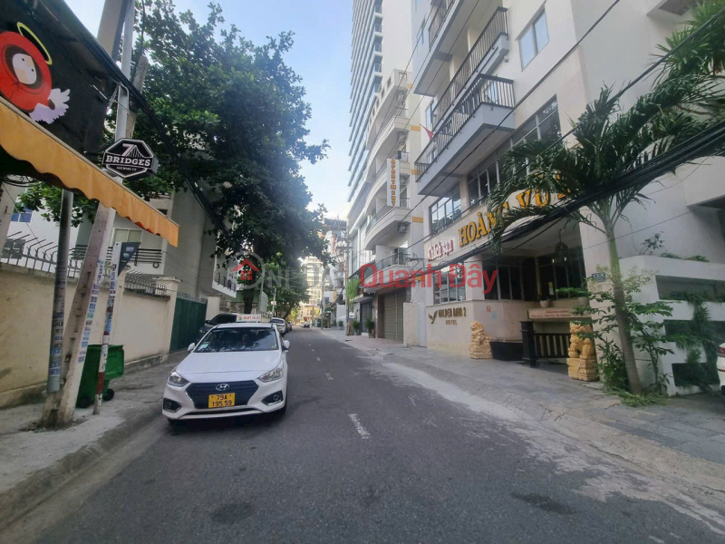 Urgent sale of 3* hotel in western quarter, Southeast direction, City Center. Nha Trang prices dropped sharply Sales Listings
