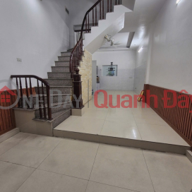 Nguyễn Ngọc Nại ô tô đỗ cửa, phân lô quân đội sát mặt phố, 2 thoáng, sổ vuông _0