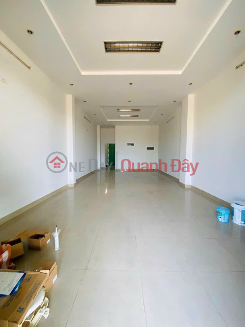 2-storey house for rent in front of Tieu La _0