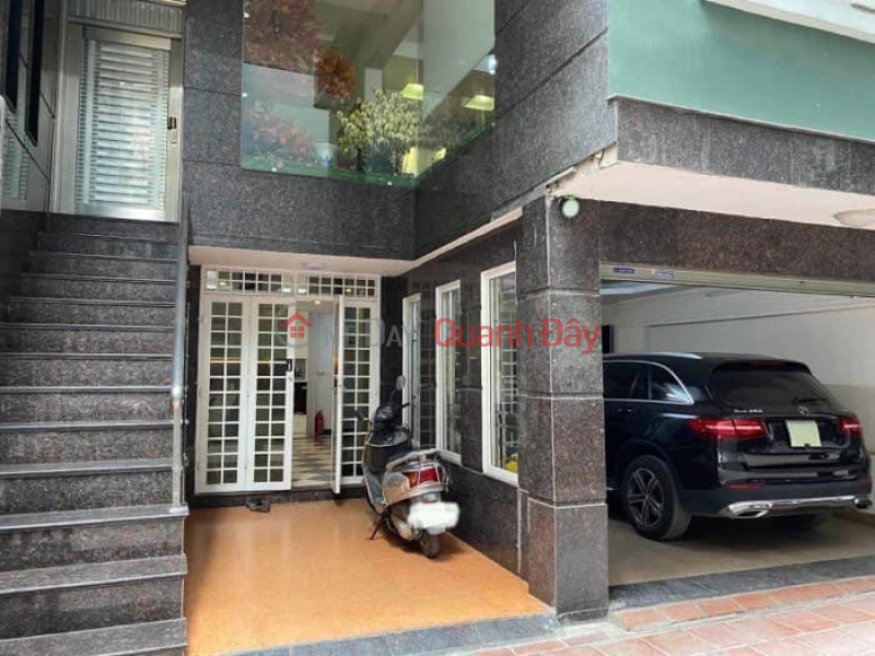 Selling Ton Duc Thang Townhouse 107M* MT8.1m, 23 Billion - Beautiful House - Car Garage - Business - At Vip Pole. Sales Listings