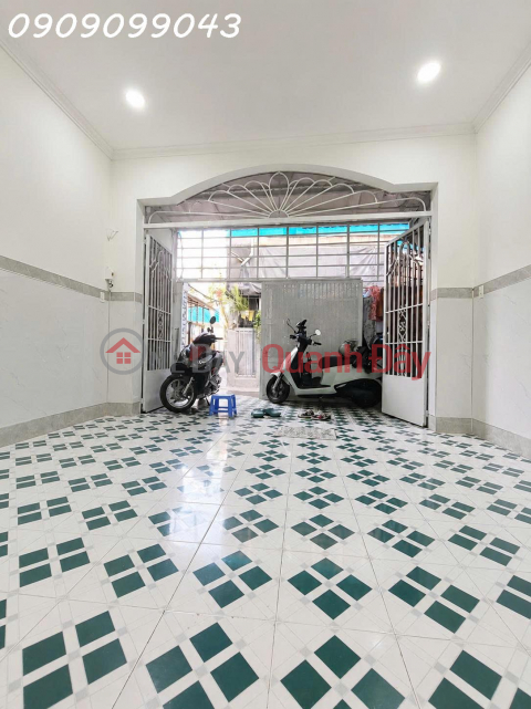NHÀ NỞ HẬU ĐẸP–SÁT MT – GIÁ TỐT GIỮ TIỀN CỰC NGON _0