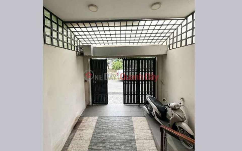 Whole house for rent with beautiful frontage, suitable for office and living in An Phu ward, District 2 Rental Listings