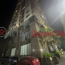 Owner sells luxury apartment in super nice location and convenient traffic. _0